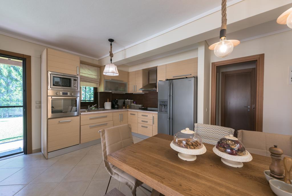 Elani Villa Dieci By Luxlikehome Siviri Cameră foto